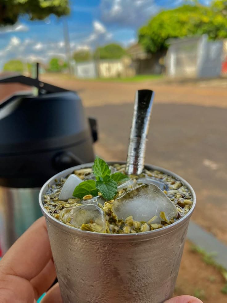 Planeta Teres em Juína MT: espetinhos, lanches, porções e bebidas